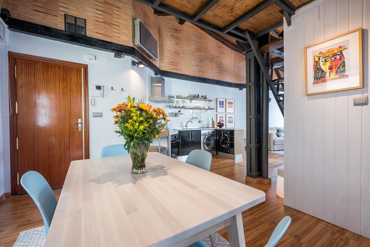 Tina Apartment In Malaga By Solaga Holiday Homes Extérieur photo